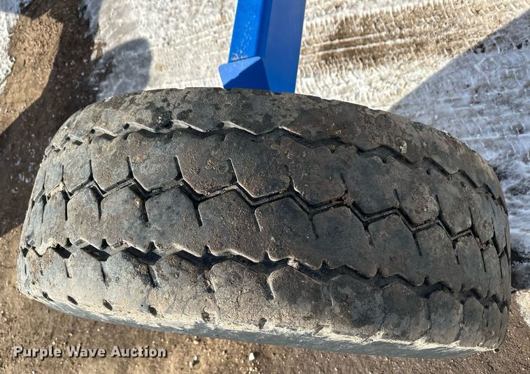 image for item EK9926 Behnke NH3 tank trailer