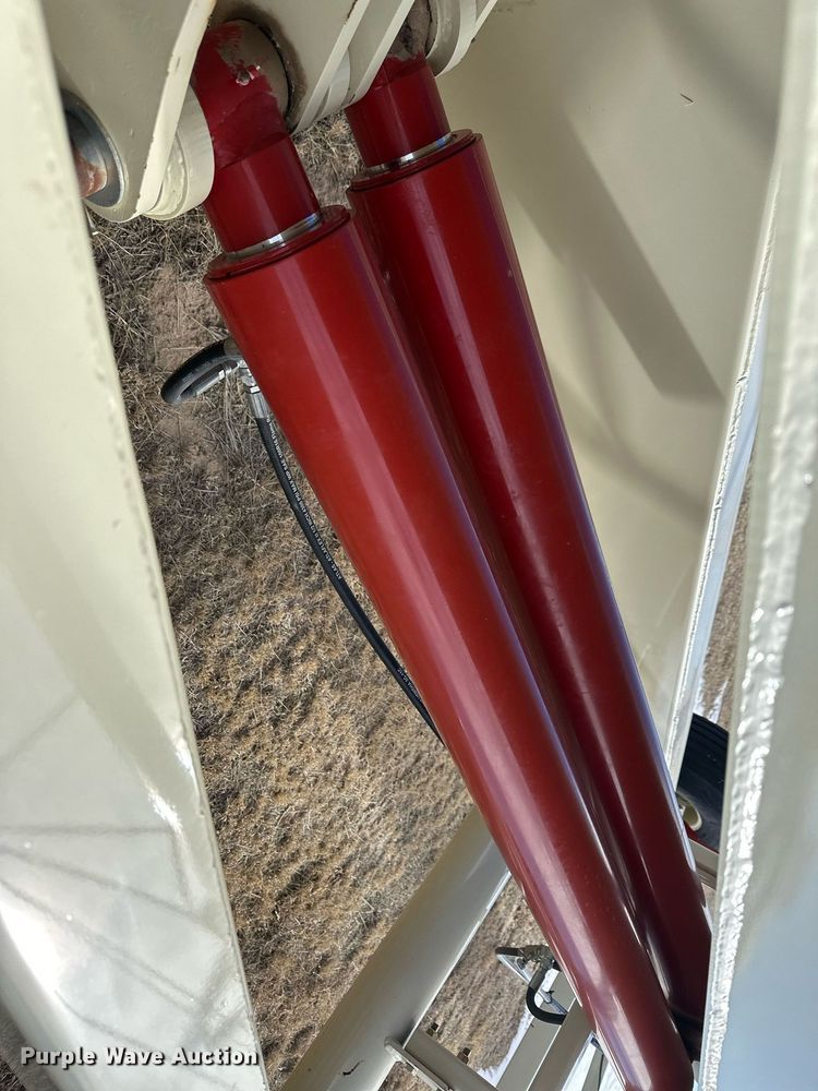 image for item EK9927 Farm King 16104 auger