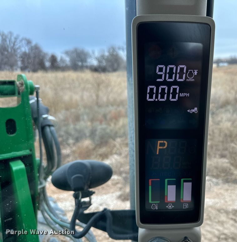 image for item EK9933 2010 John Deere 8320R MFWD tractor