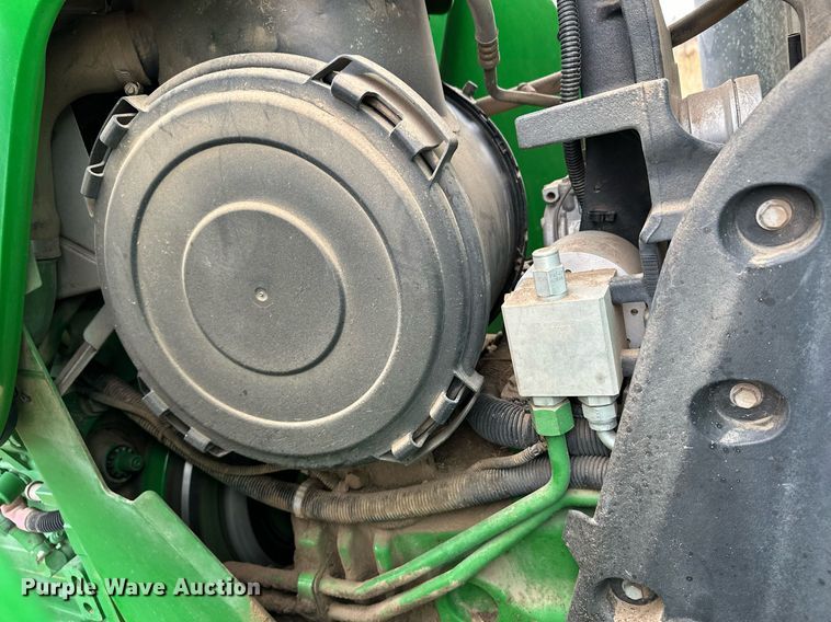 image for item EK9933 2010 John Deere 8320R MFWD tractor