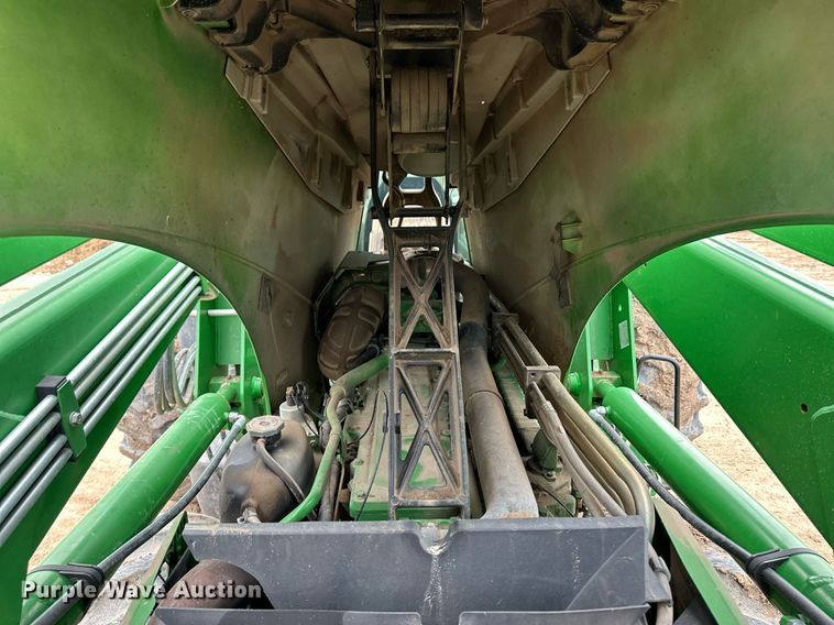 image for item EK9933 2010 John Deere 8320R MFWD tractor