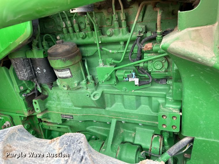 image for item EK9933 2010 John Deere 8320R MFWD tractor