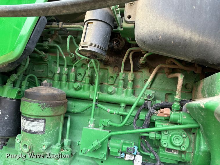 image for item EK9933 2010 John Deere 8320R MFWD tractor
