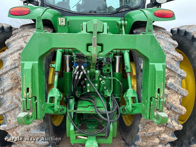 image for item EK9933 2010 John Deere 8320R MFWD tractor