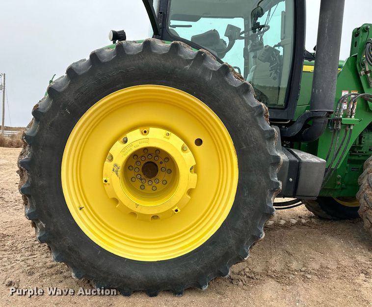image for item EK9933 2010 John Deere 8320R MFWD tractor