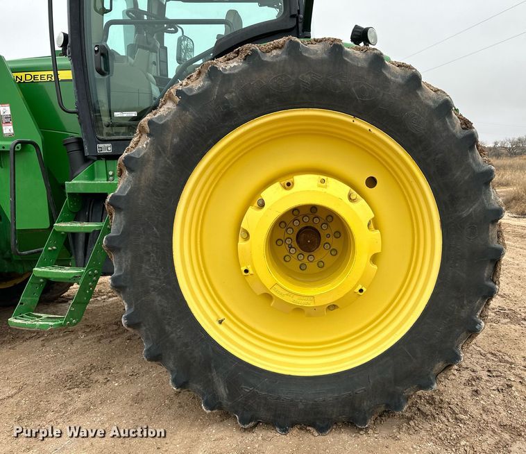 image for item EK9933 2010 John Deere 8320R MFWD tractor