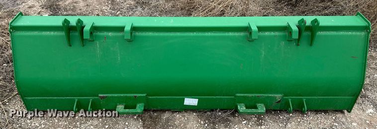 image for item EK9933 2010 John Deere 8320R MFWD tractor