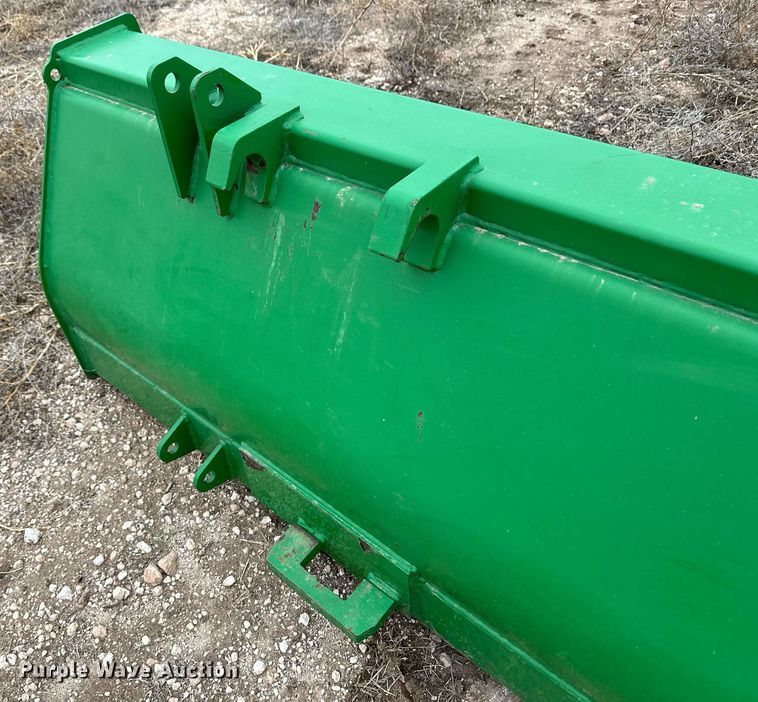 image for item EK9933 2010 John Deere 8320R MFWD tractor