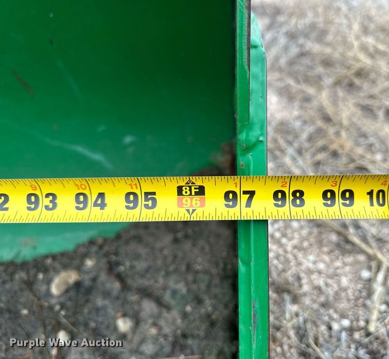 image for item EK9933 2010 John Deere 8320R MFWD tractor