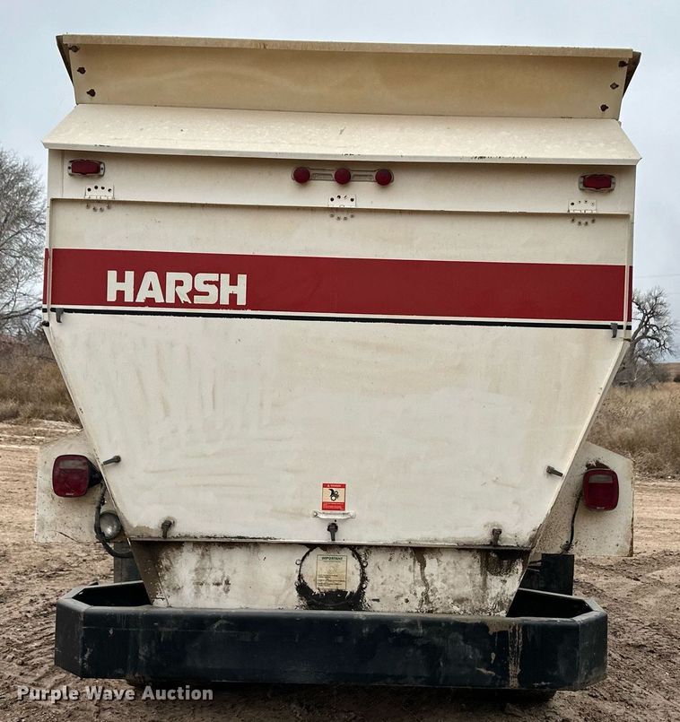 image for item EK9935 2002 Peterbilt 330 feed mixer truck