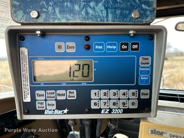 image for item EK9935 2002 Peterbilt 330 feed mixer truck