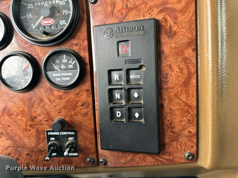 image for item EK9935 2002 Peterbilt 330 feed mixer truck