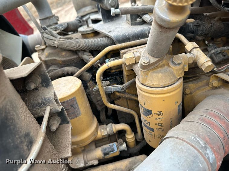 image for item EK9935 2002 Peterbilt 330 feed mixer truck