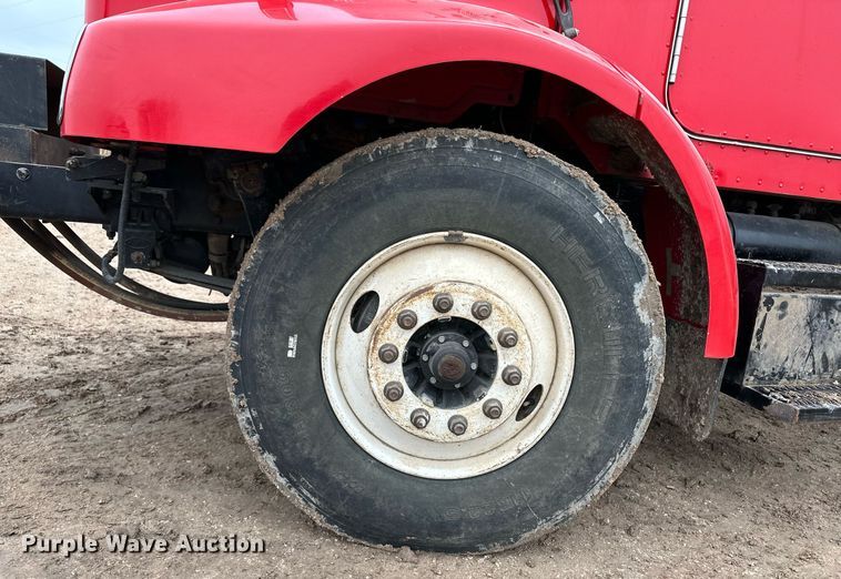 image for item EK9935 2002 Peterbilt 330 feed mixer truck