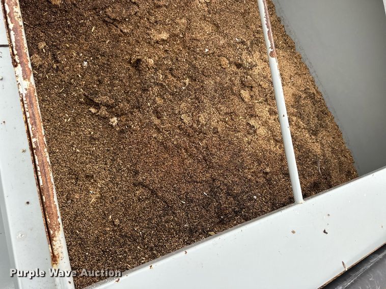 image for item EK9946 Speed King 240 fertilizer tender