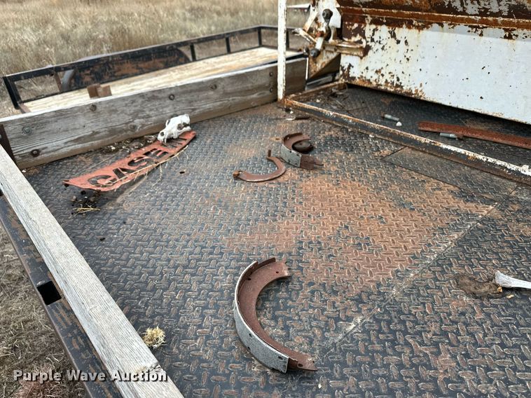 image for item EK9947 Shop built cake feeder trailer