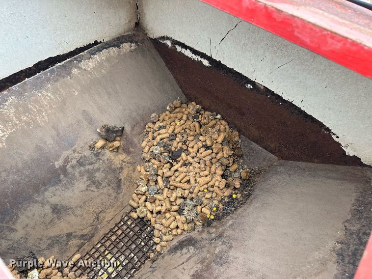 image for item EK9947 Shop built cake feeder trailer