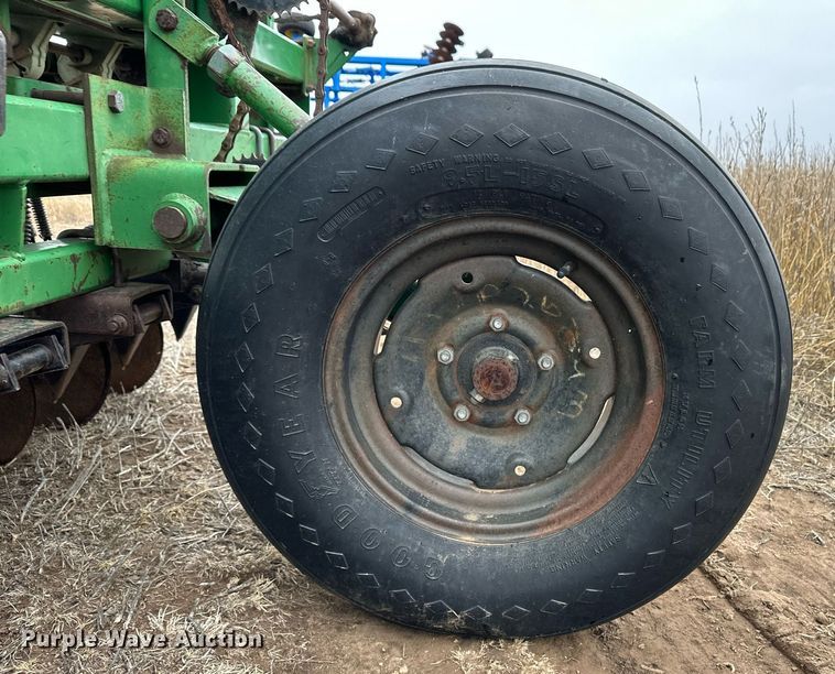 image for item EK9950 Great Plains Solid Stand 27 grain drill