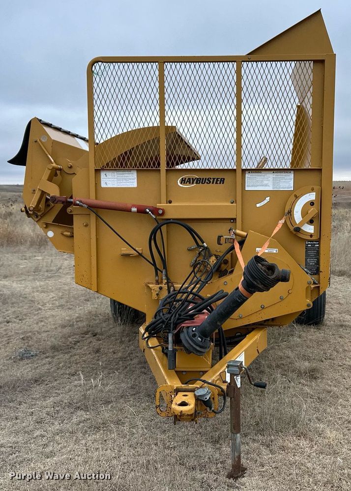 image for item EK9953 Haybuster 2650 bale processor