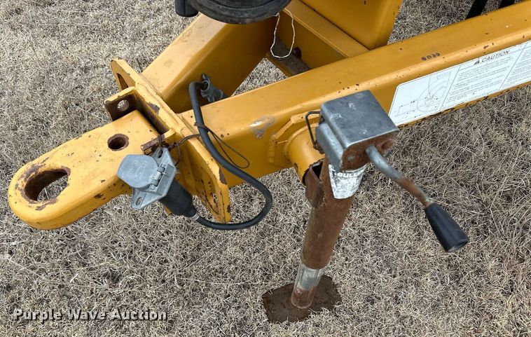 image for item EK9953 Haybuster 2650 bale processor