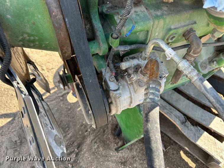 image for item EK9969 John Deere engine