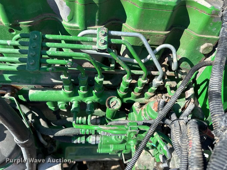 image for item EK9969 John Deere engine