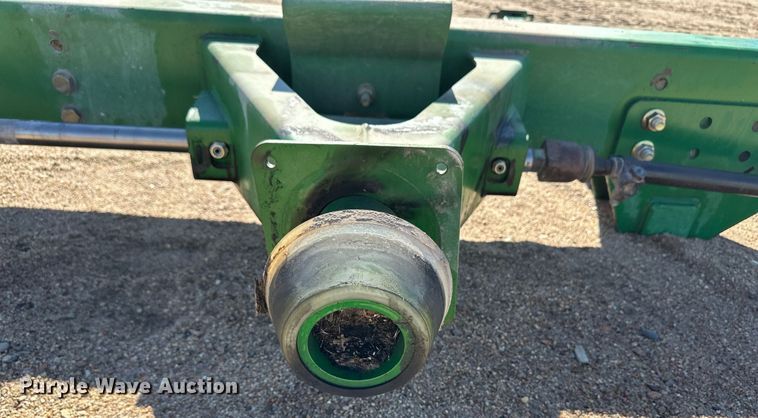 image for item EK9975 John Deere combine rear axle
