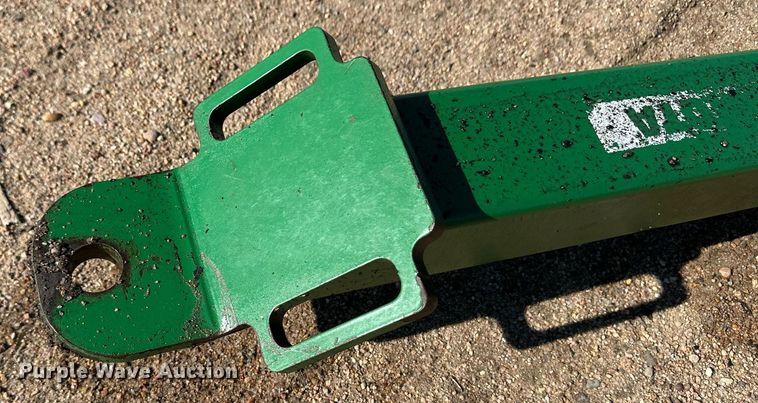 image for item EK9975 John Deere combine rear axle