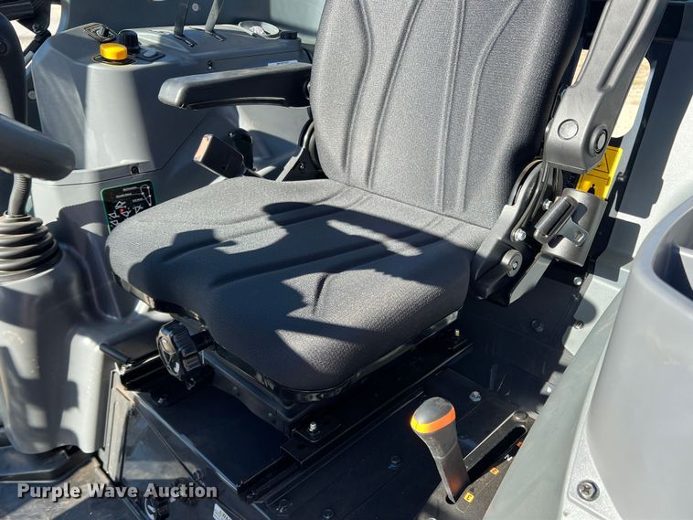 image for item JT9039 2022 Yanmar YT359 MFWD tractor