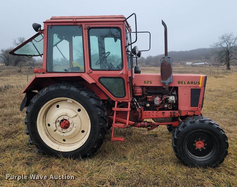 image for item LD9100 Belarus 825 MFWD tractor 