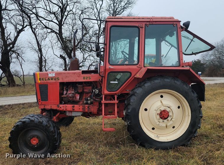 image for item LD9100 Belarus 825 MFWD tractor 