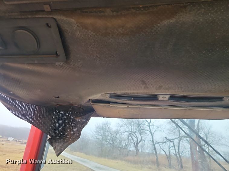 image for item LD9100 Belarus 825 MFWD tractor 