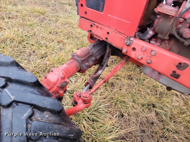 image for item LD9100 Belarus 825 MFWD tractor 