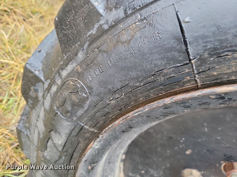 image for item LD9100 Belarus 825 MFWD tractor 