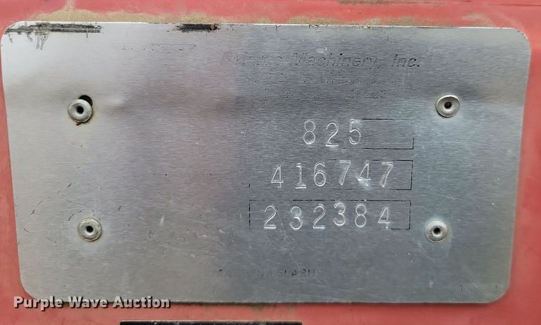 image for item LD9100 Belarus 825 MFWD tractor 