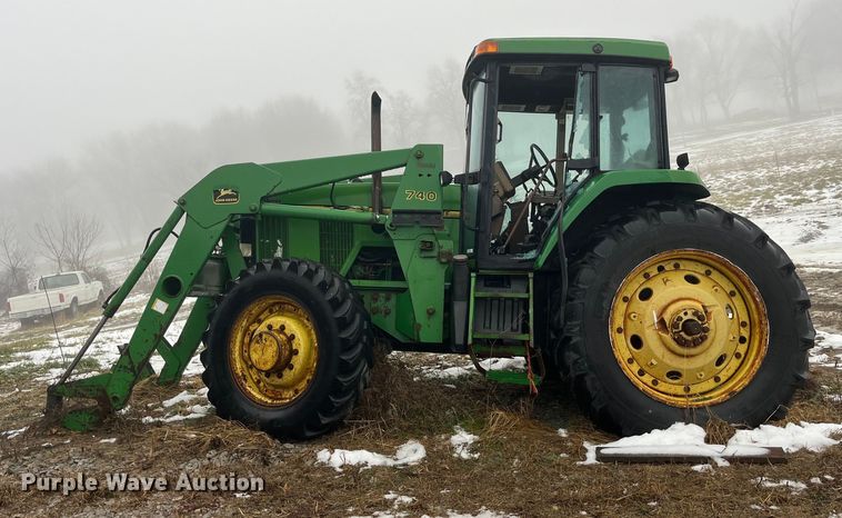 image for item LD9300 1994 John Deere 7400 MFWD tractor