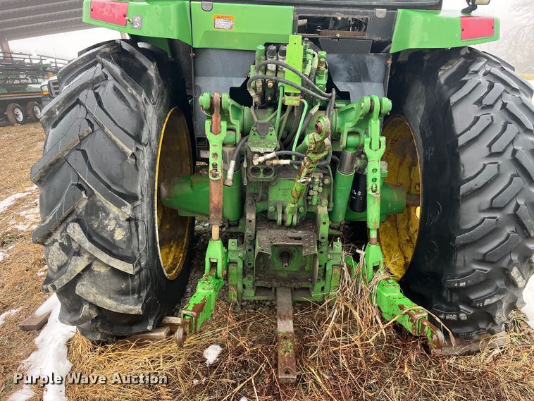 image for item LD9300 1994 John Deere 7400 MFWD tractor