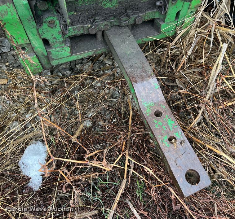 image for item LD9300 1994 John Deere 7400 MFWD tractor