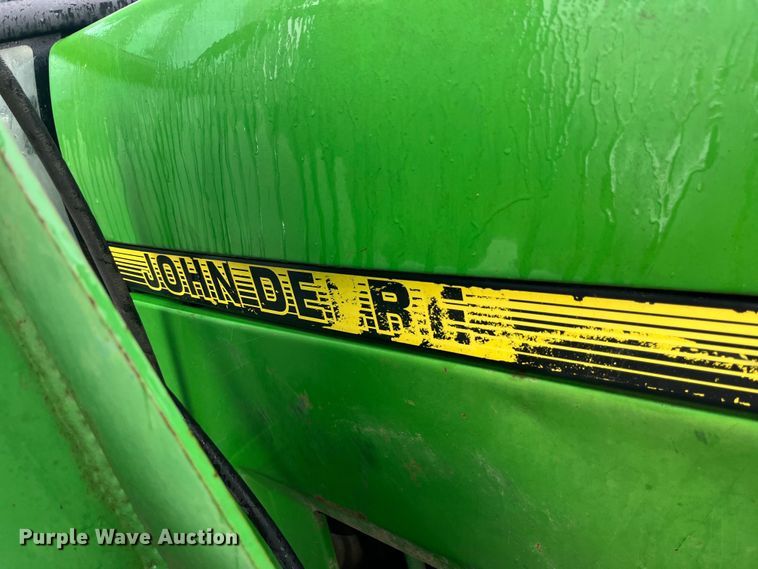 image for item LD9300 1994 John Deere 7400 MFWD tractor
