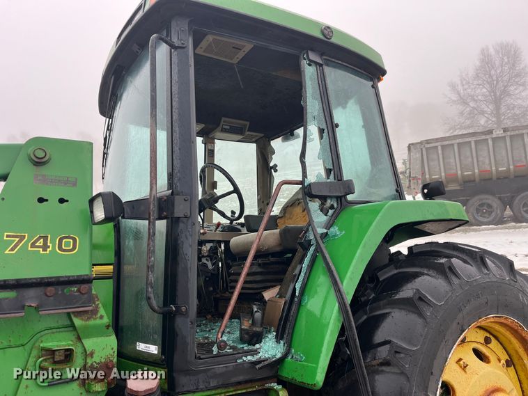 image for item LD9300 1994 John Deere 7400 MFWD tractor