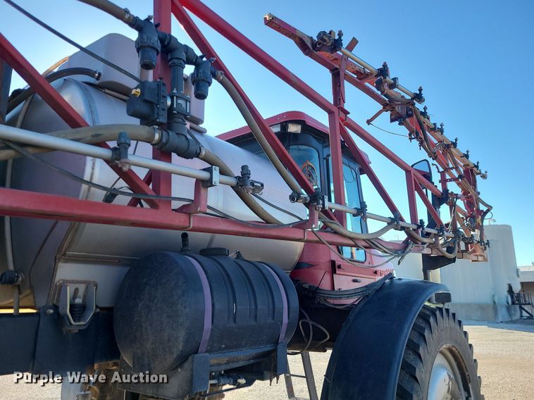 image for item LJ9534 2006 Case  SPX3310 sprayer