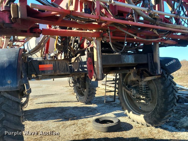 image for item LJ9534 2006 Case  SPX3310 sprayer