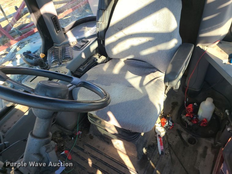 image for item LJ9534 2006 Case  SPX3310 sprayer