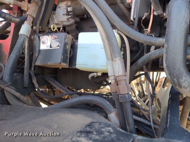 image for item LJ9534 2006 Case  SPX3310 sprayer