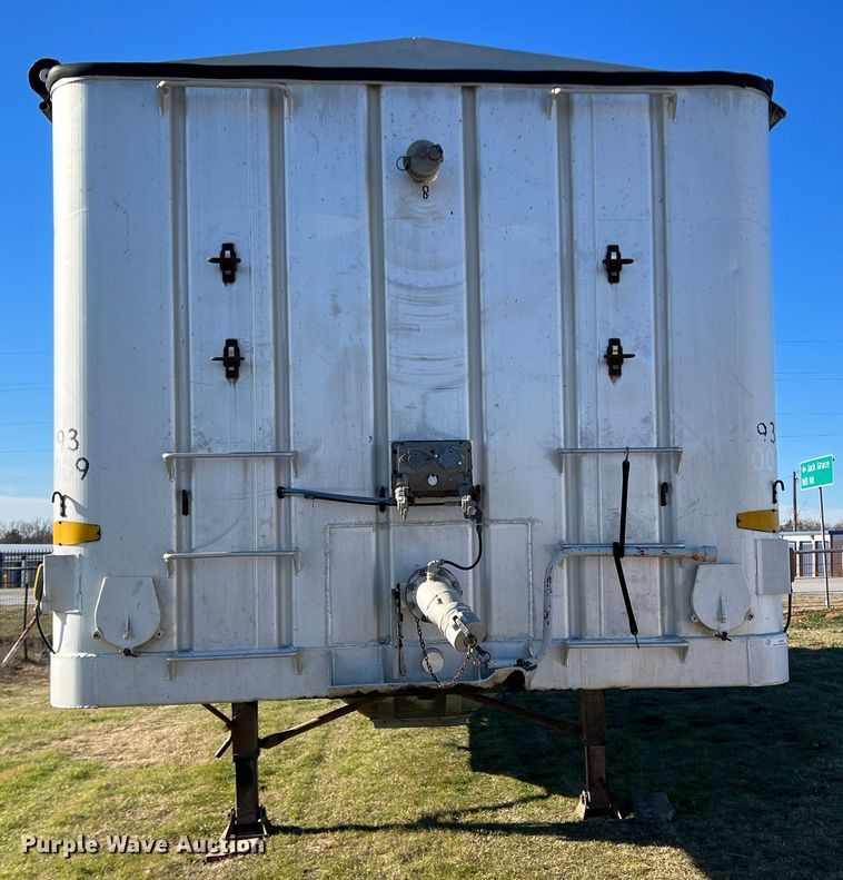 image for item LW9281 1985 J&L tank tender grain trailer