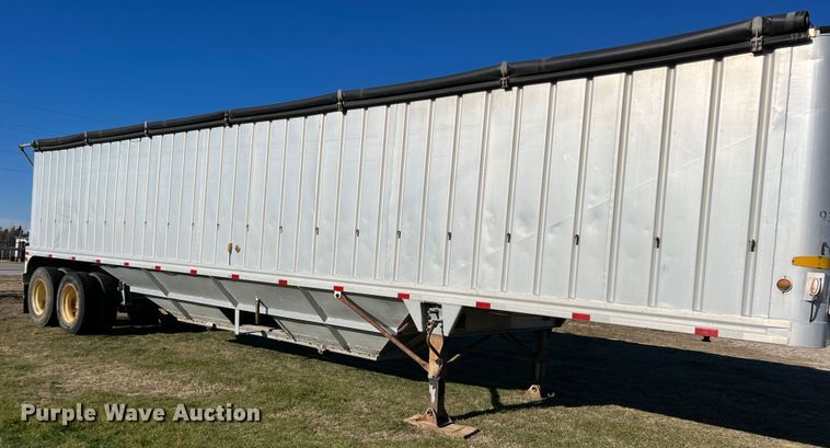 image for item LW9281 1985 J&L tank tender grain trailer