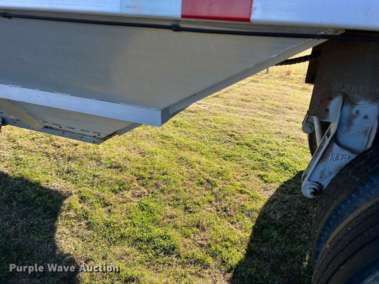 image for item LW9281 1985 J&L tank tender grain trailer