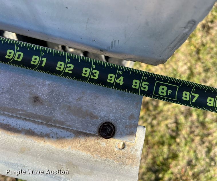 image for item LW9281 1985 J&L tank tender grain trailer