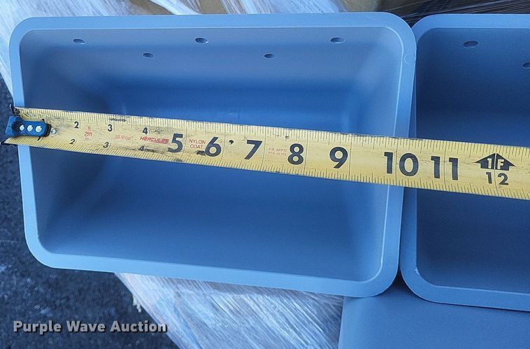 image for item MI9887 Approximately 1,560 Tapco elevator buckets