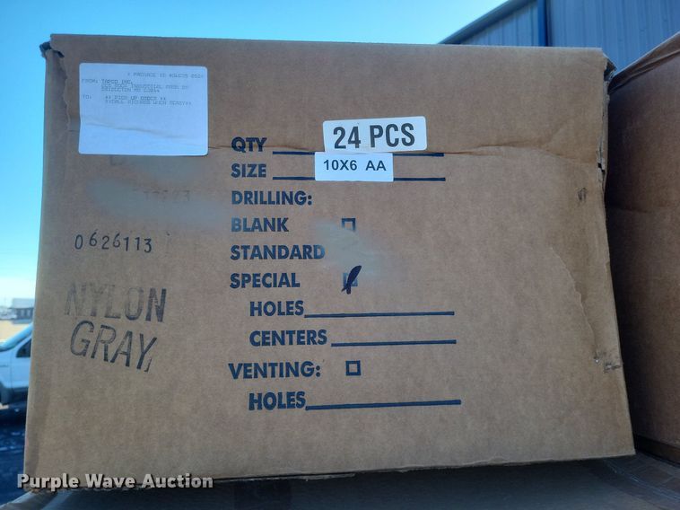 image for item MI9887 Approximately 1,560 Tapco elevator buckets